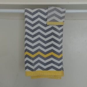 Mainstays Chevron Bath Towel